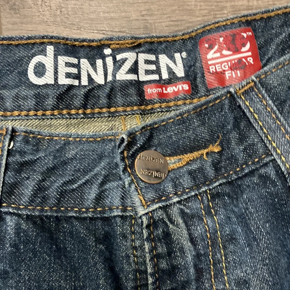 Men’s Denizen Jeans - Picture 3 of 7